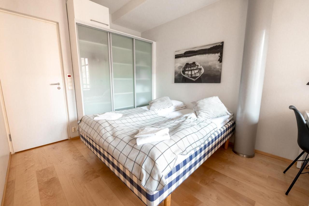 2Ndhomes Stylish 1Br Home With Balcony And Sauna In Kamppi Center Helsinki Esterno foto