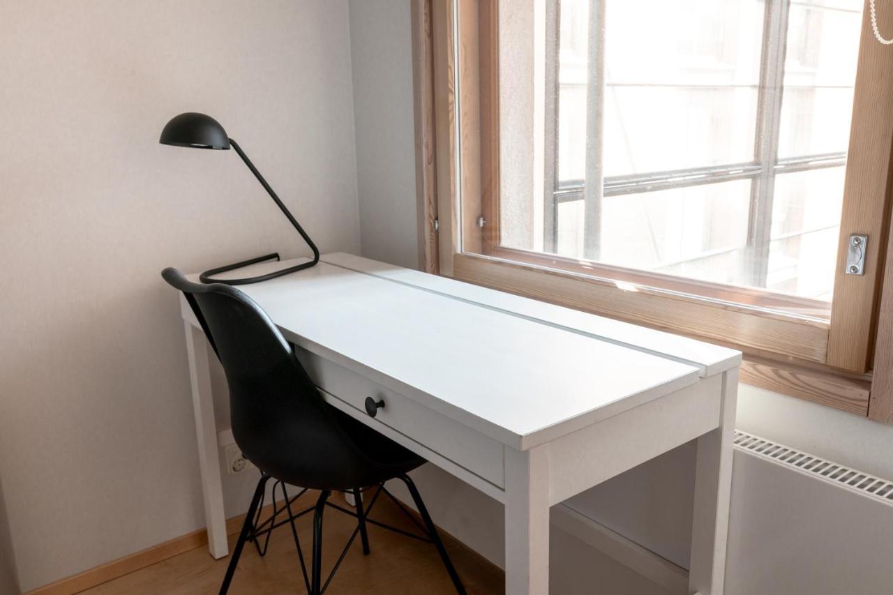 2Ndhomes Stylish 1Br Home With Balcony And Sauna In Kamppi Center Helsinki Esterno foto